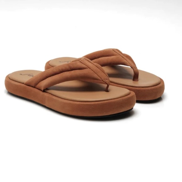 Free People Shoes - Free People Wonderland Leather Suede Thong Platform Sandals Size 37